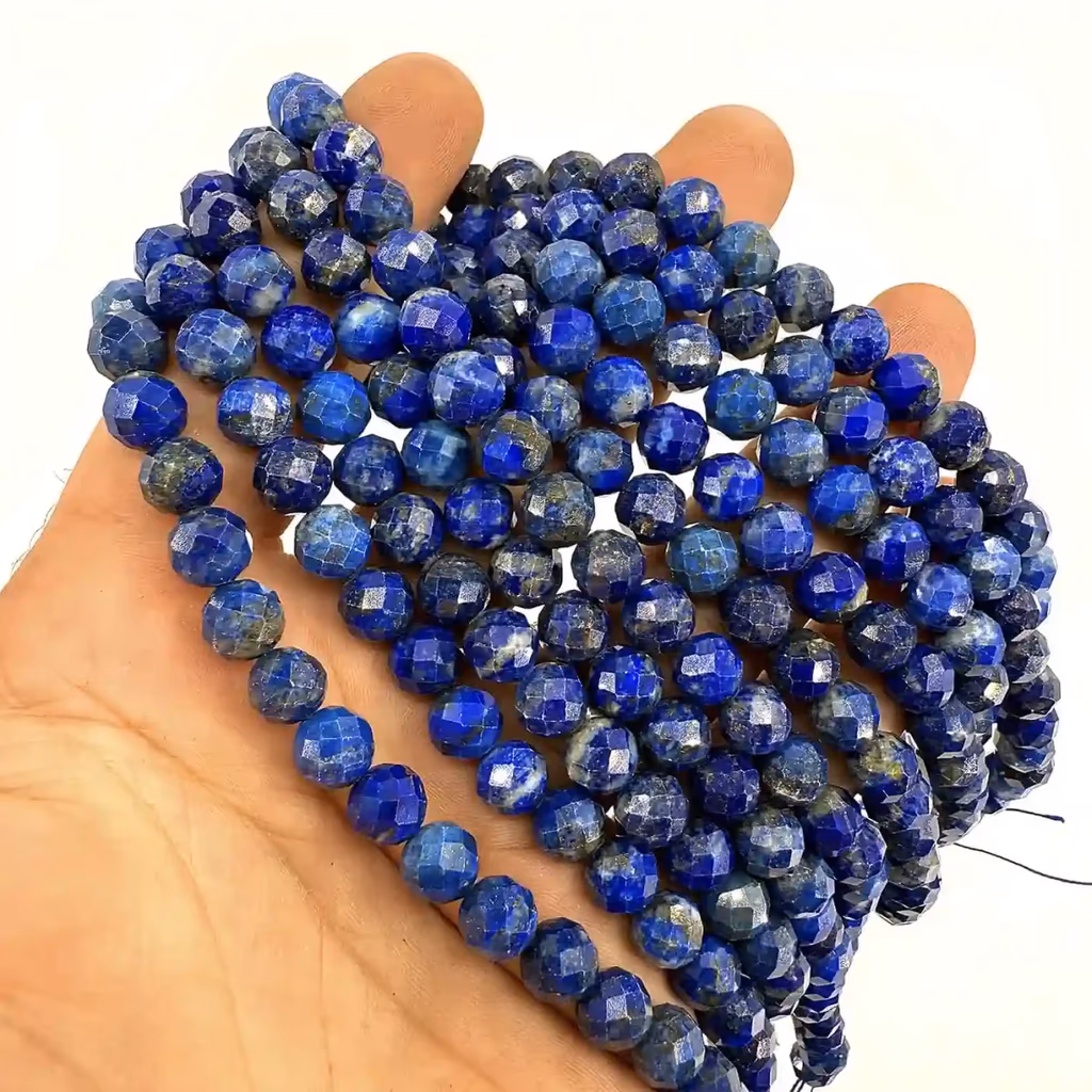 Lapis Lazuli Faset Dizi 8mm İncele ve Satın Al Lapis Lazuli Faset Dizi 8mm - Orijinal Doğal Taş ve Şifa Kristali Görsel 1