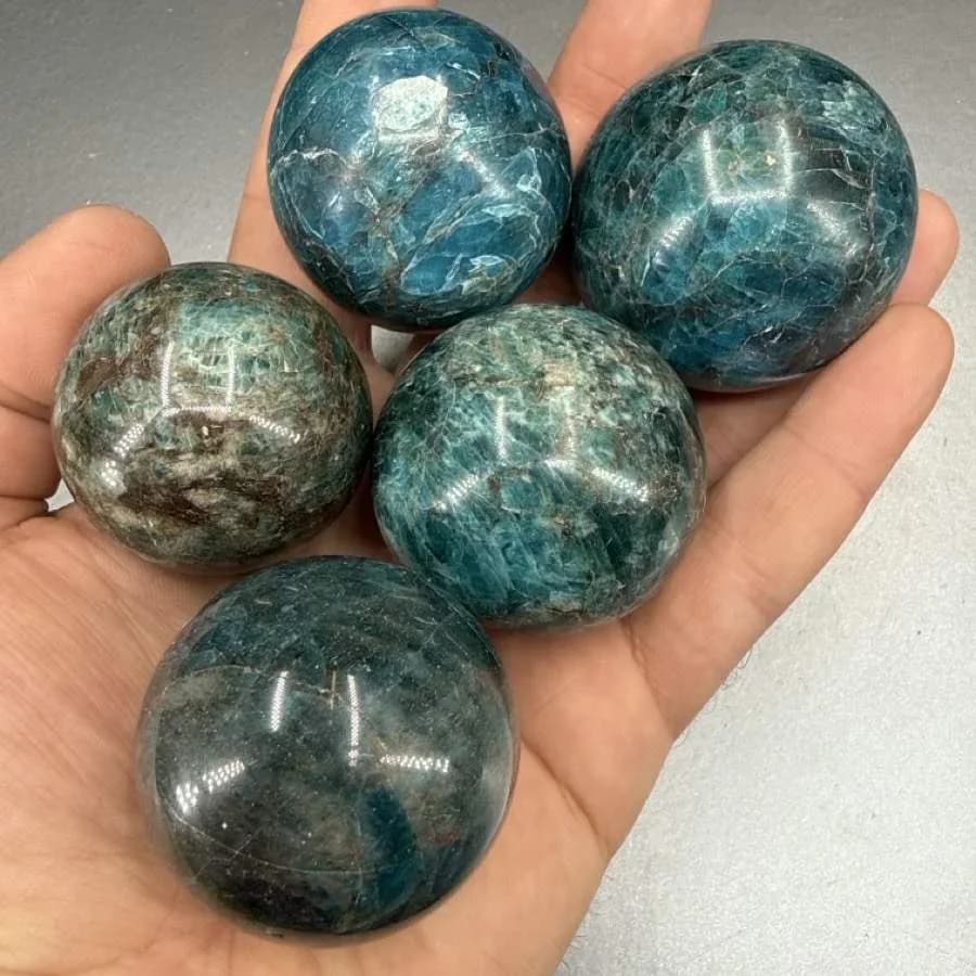 Blue Apatit Küre - Orijinal Şifalı Kristal - Görsel 1
