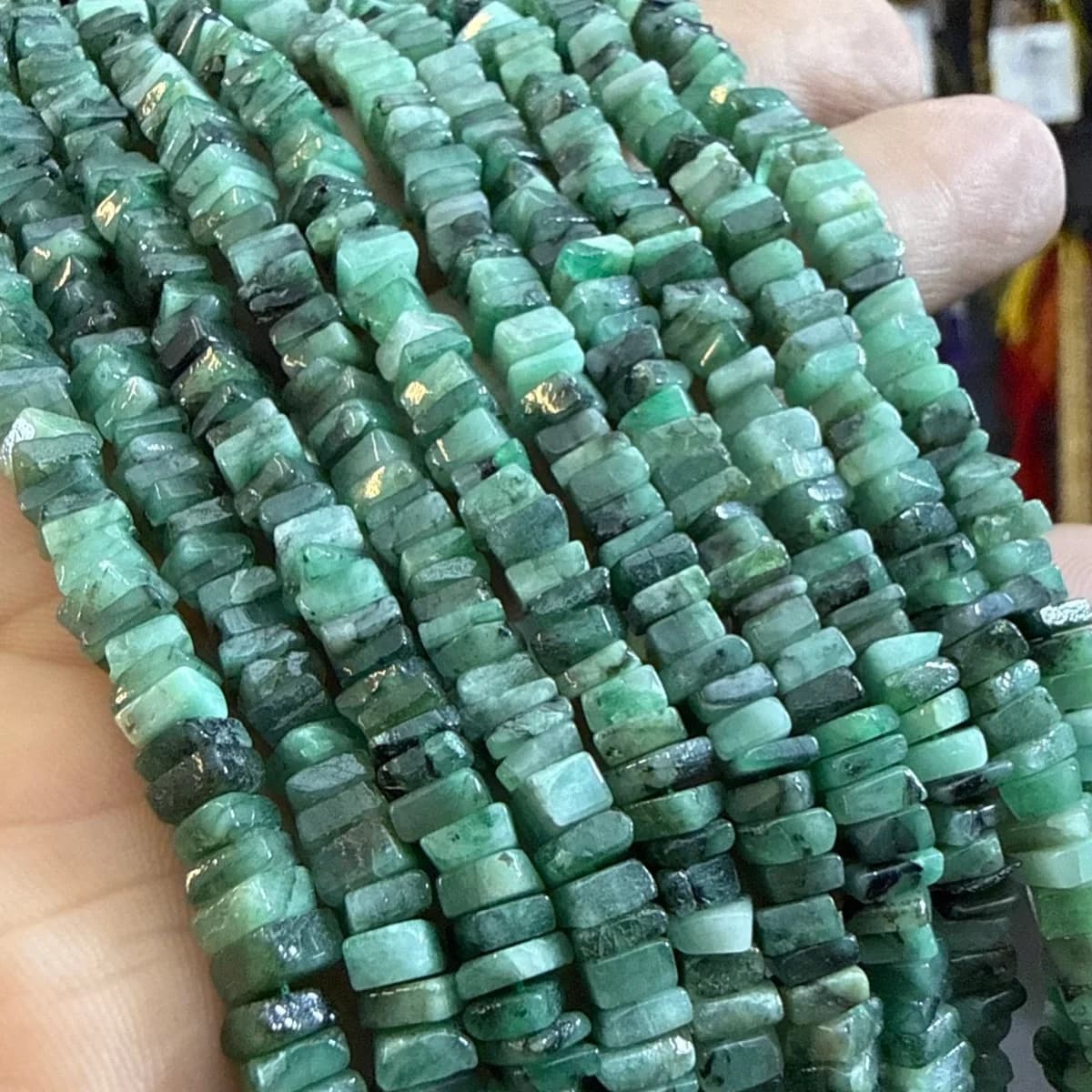 Dizi Zümrüt 4x2 mm