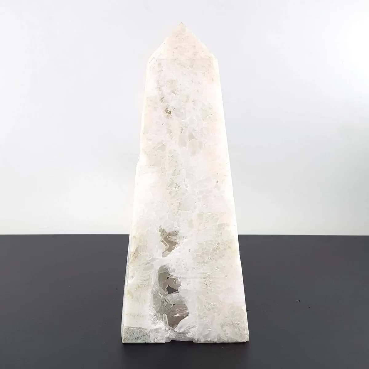 Karbeyaz Akik ve Kristal Kuvars Obelisk