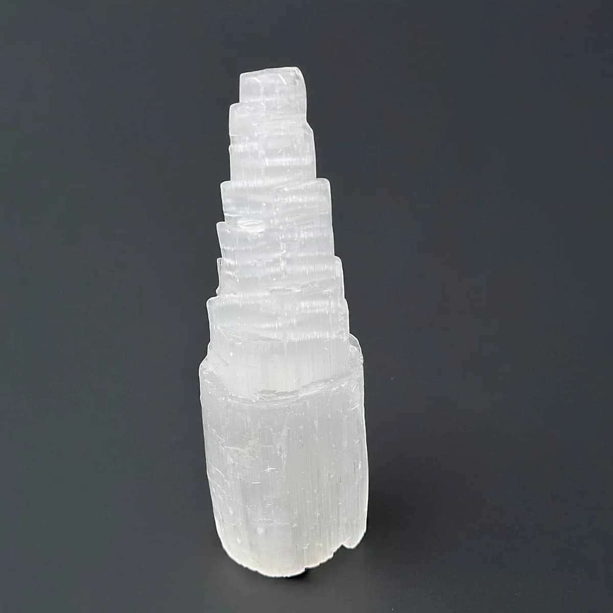 Selenit Lamba Büyük 25cm İncele ve Satın Al Selenit Lamba Büyük 25cm - Orijinal Doğal Taş ve Şifa Kristali Görsel 1