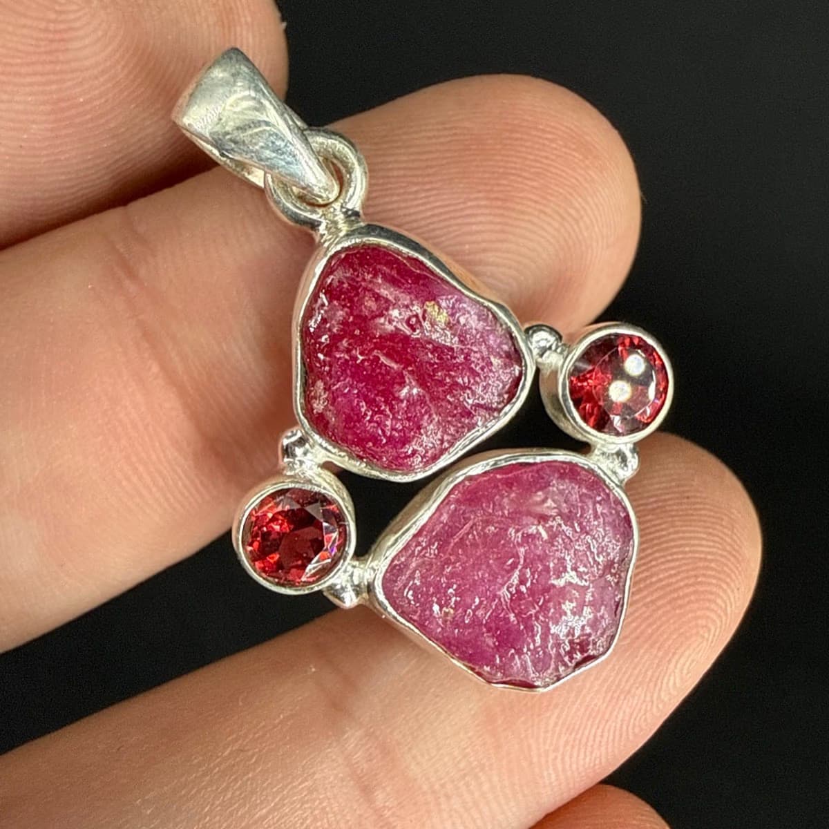 Yakut / Garnet Kolye Ucu Gümüş