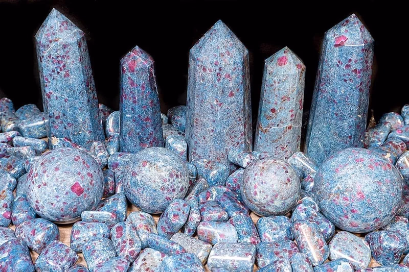 Ruby Kyanit Faydaları