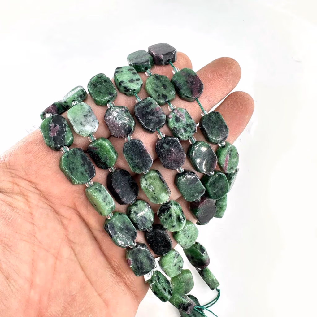 Anyolit Dizi 15x12x5mm İncele ve Satın Al Anyolit Dizi 15x12x5mm - Orijinal Doğal Taş ve Şifa Kristali Görsel 1
