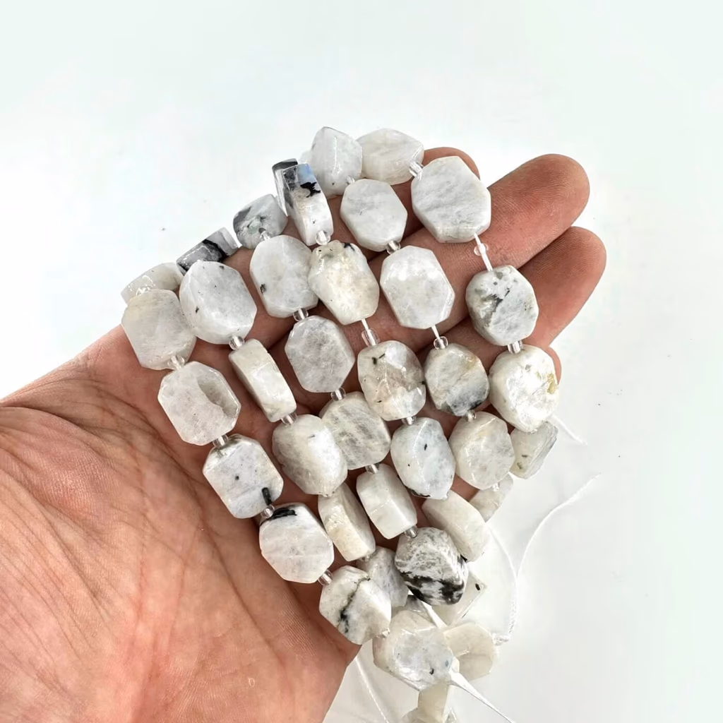 Aytaşı Dizi 15x12x5mm İncele ve Satın Al Aytaşı Dizi 15x12x5mm - Orijinal Doğal Taş ve Şifa Kristali Görsel 1
