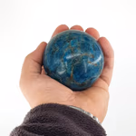 Blue Apatit Küre Orijinal Kristal Detay Görseli 2