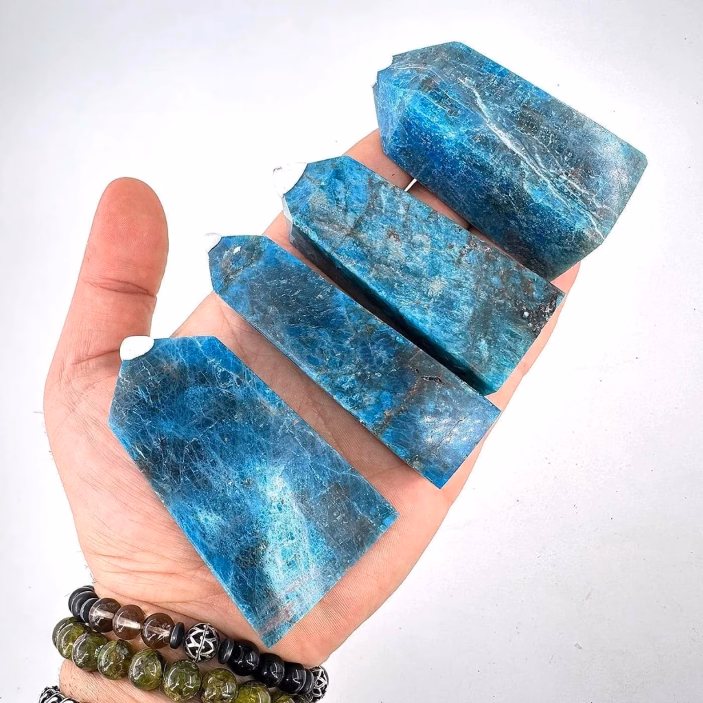 Blue Apatit Obelisk AA+ İncele ve Satın Al Blue Apatit Obelisk AA+ - Orijinal Doğal Taş ve Şifa Kristali Görsel 1