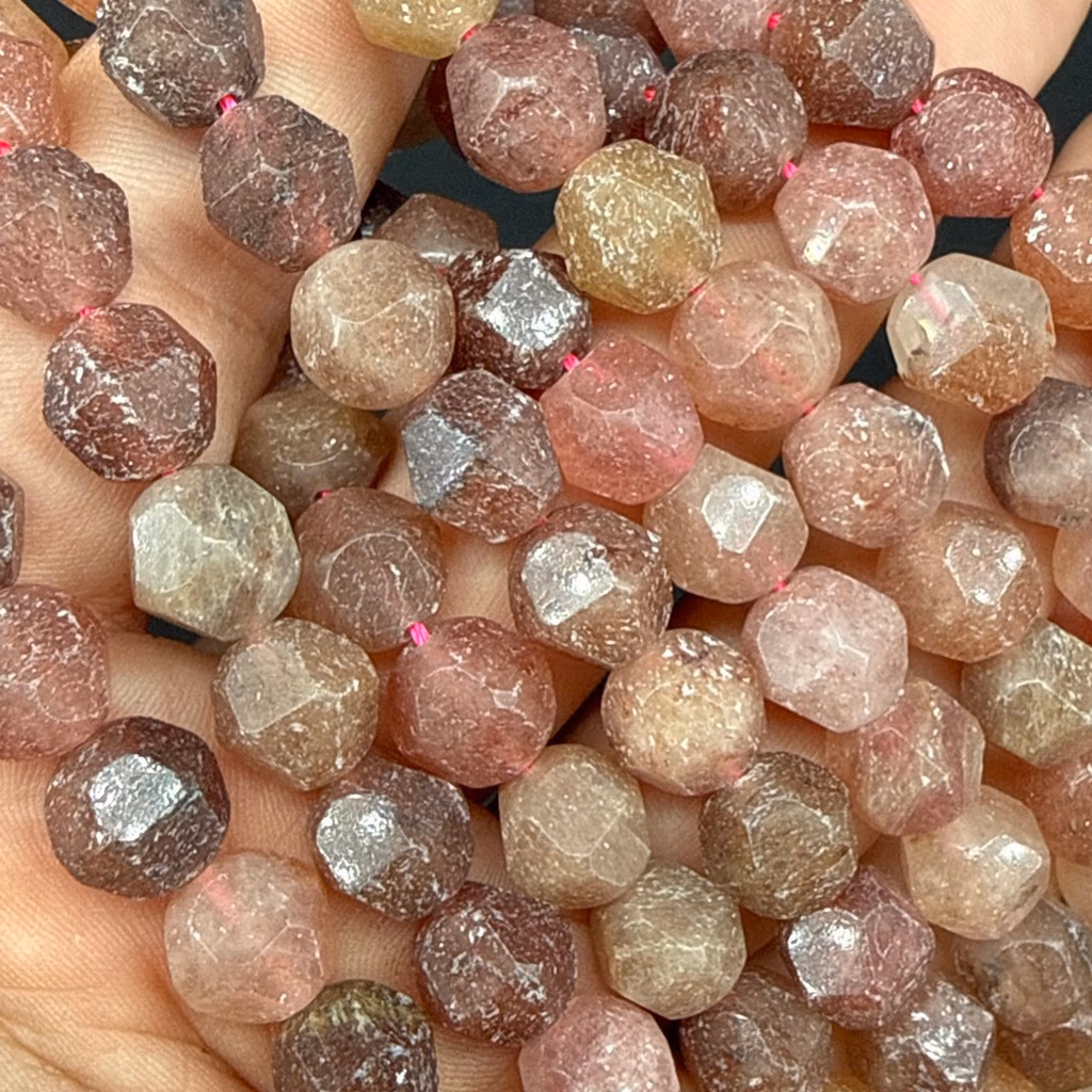 Çilek Kuvars Dizi Faset 10mm AAA İncele ve Satın Al Çilek Kuvars Dizi Faset 10mm AAA - Orijinal Doğal Taş ve Şifa Kristali Görsel 1