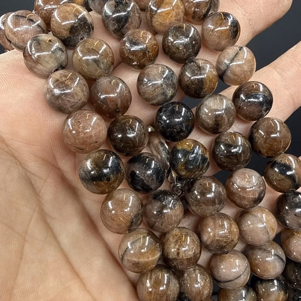 Çistolit Dizi 12 mm İncele ve Satın Al Çistolit Dizi 12 mm - Orijinal Doğal Taş ve Şifa Kristali Görsel 1