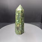 Fuksit Obelisk Orijinal Kristal Detay Görseli 1