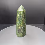 Fuksit Obelisk Orijinal Kristal Detay Görseli 2