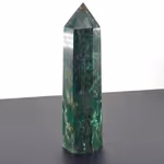 Fuksit Obelisk Orijinal Kristal Detay Görseli 2