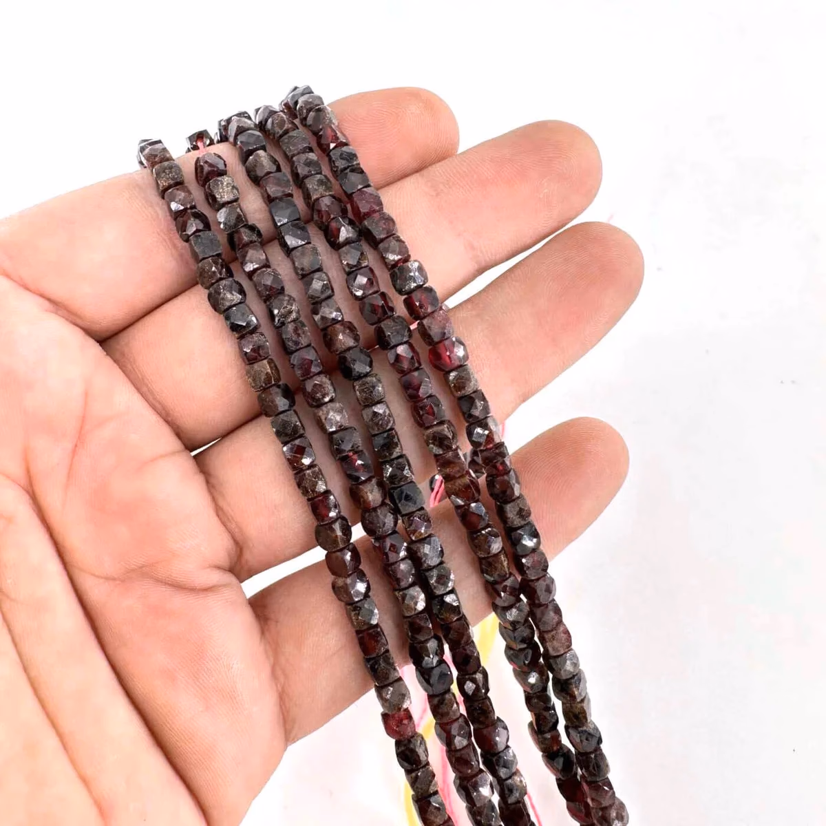 Garnet Dizi 3mm Küp