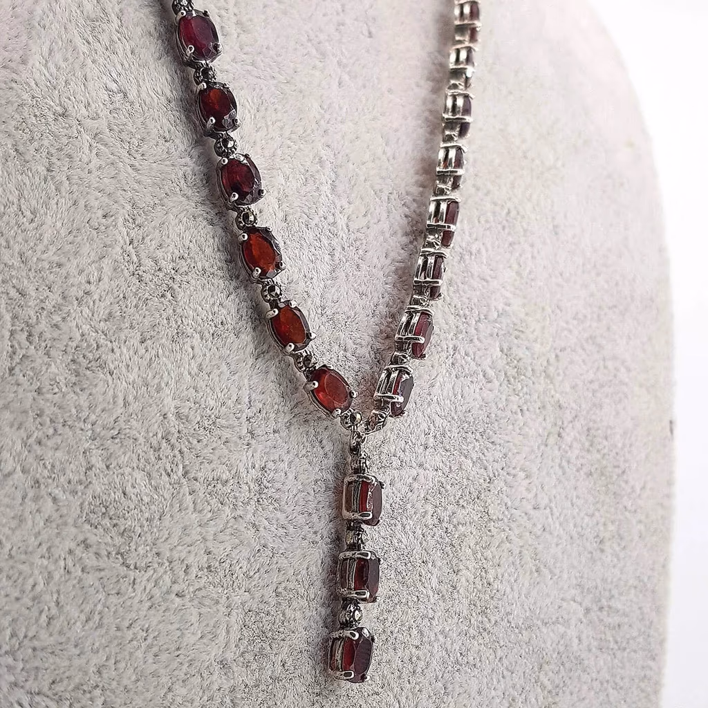 Garnet Kolye (Gümüş) İncele ve Satın Al Garnet Kolye (Gümüş) - Orijinal Doğal Taş ve Şifa Kristali Görsel 1