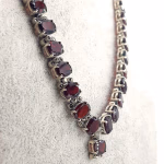 Garnet Kolye (Gümüş) Orijinal Kristal Detay Görseli 1