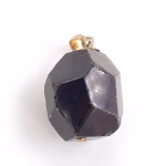 Garnet (Lal) Kolye Ucu Orijinal Kristal Detay Görseli 1