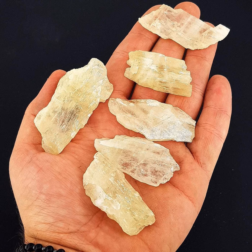 Hiddenit Ham Taş İncele ve Satın Al Hiddenit Ham Taş - Orijinal Doğal Taş ve Şifa Kristali Görsel 1