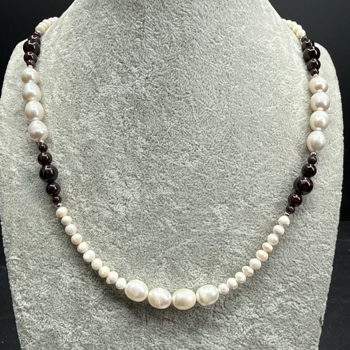 İnci / Garnet Kolye