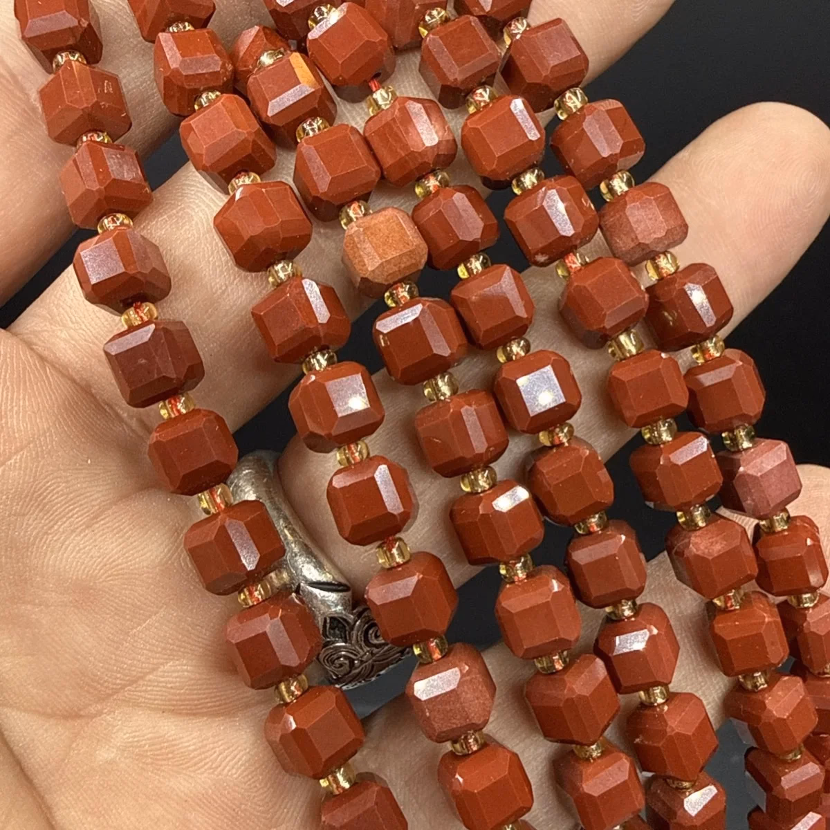 Jasper Kırmızı Küp Dizi 8 mm