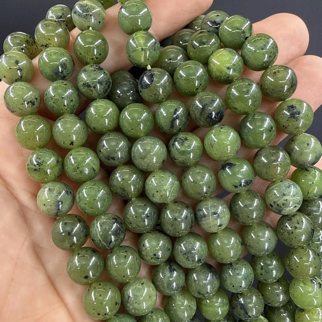 Kanada Yeşim Dizi 10 mm İncele ve Satın Al Kanada Yeşim Dizi 10 mm - Orijinal Doğal Taş ve Şifa Kristali Görsel 1