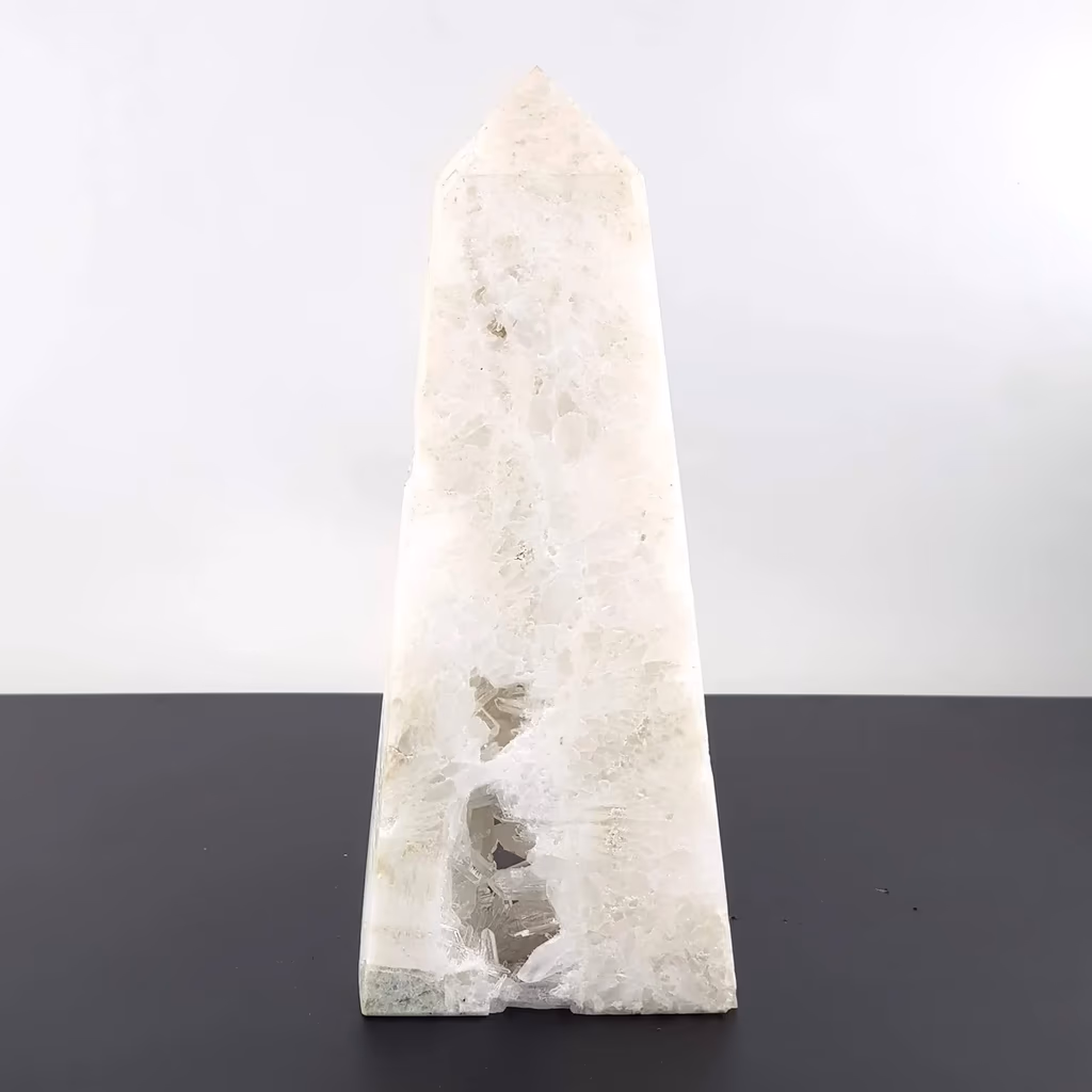 Karbeyaz Akik ve Kristal Kuvars Obelisk İncele ve Satın Al Karbeyaz Akik ve Kristal Kuvars Obelisk - Orijinal Doğal Taş ve Şifa Kristali Görsel 1