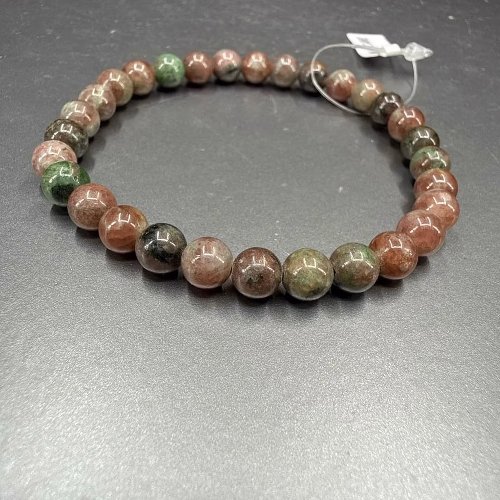 Karpuz Garnet Bileklik 6 mm İncele ve Satın Al Karpuz Garnet Bileklik 6 mm - Orijinal Doğal Taş ve Şifa Kristali Görsel 1