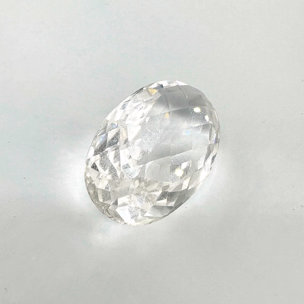 Kristal Kuvars Kabaşon 6A+ K083 İncele ve Satın Al Kristal Kuvars Kabaşon 6A+ K083 - Orijinal Doğal Taş ve Şifa Kristali Görsel 1