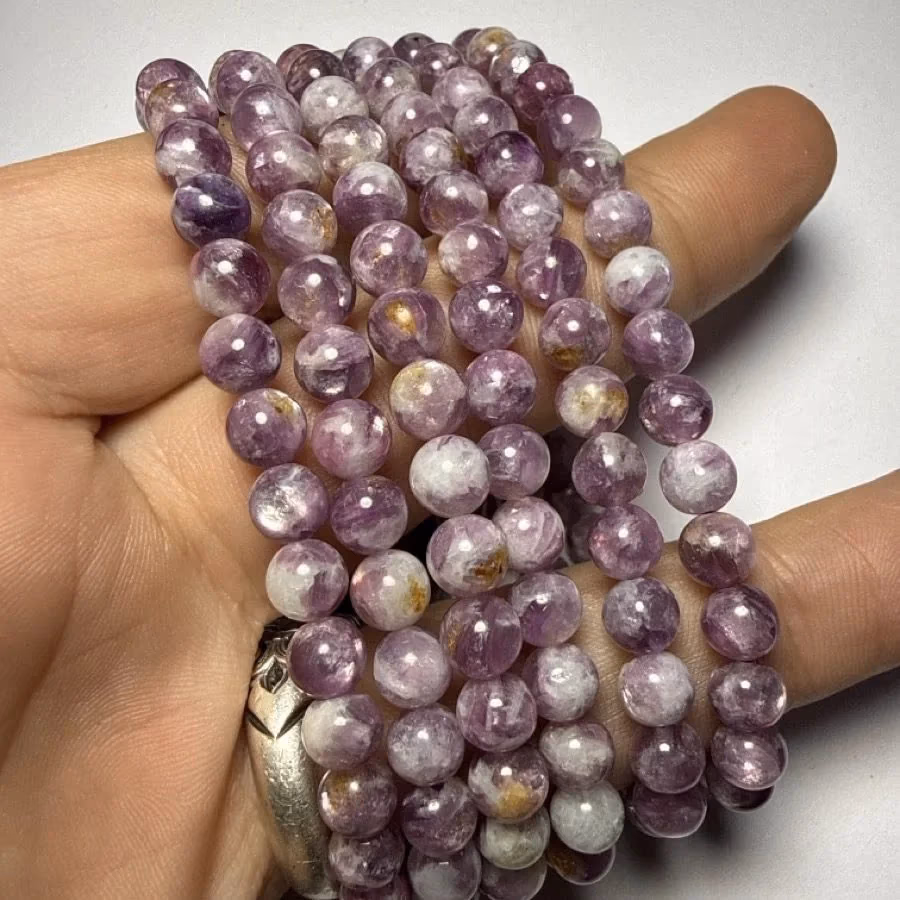 Lepidolit Bileklik 6 mm İncele ve Satın Al Lepidolit Bileklik 6 mm - Orijinal Doğal Taş ve Şifa Kristali Görsel 1