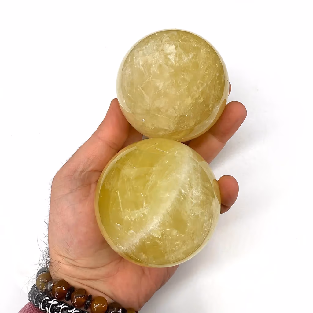 Limon Kuvars Küre - Büyütmek için tıklayın Limon Kuvars Küre - Orijinal Doğal Taş ve Şifa Kristali Görsel 1