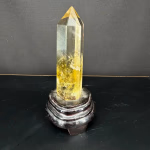 Limon Kuvars Obelisk Standlı Orijinal Kristal Detay Görseli 2