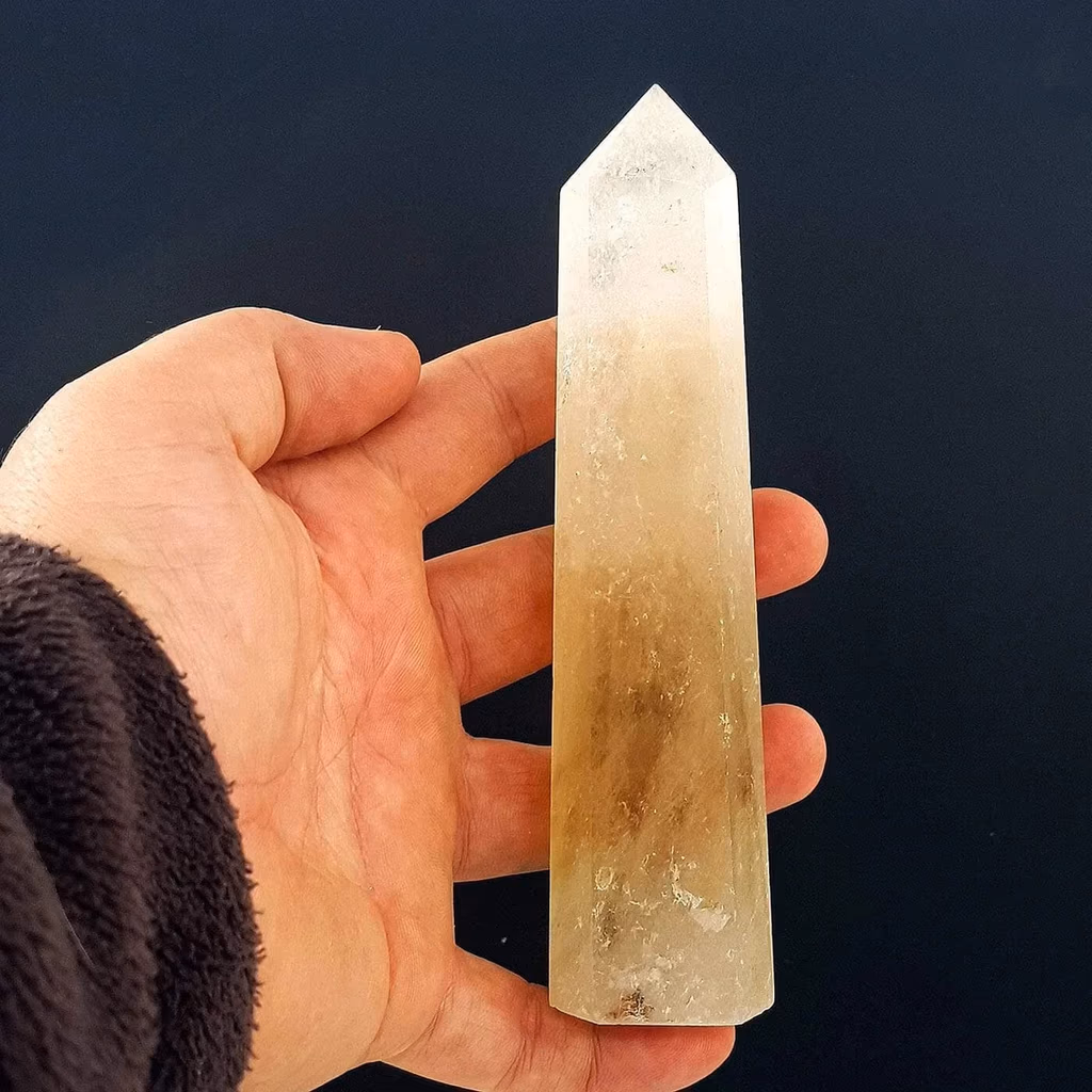 Limon Kuvars Obelisk İncele ve Satın Al Limon Kuvars Obelisk - Orijinal Doğal Taş ve Şifa Kristali Görsel 1