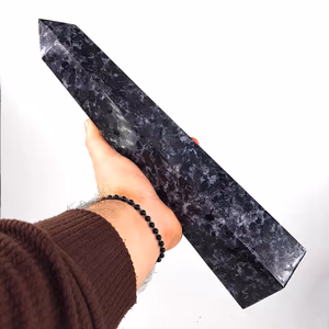 Mistik Merlinit Obelisk - Orijinal Şifalı Kristal - Görsel 1