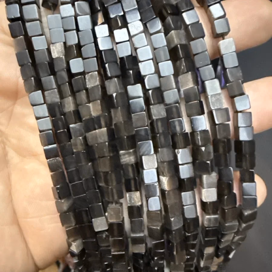 Obsidiyen Dizi 4x4 Küp İncele ve Satın Al Obsidiyen Dizi 4x4 Küp - Orijinal Doğal Taş ve Şifa Kristali Görsel 1