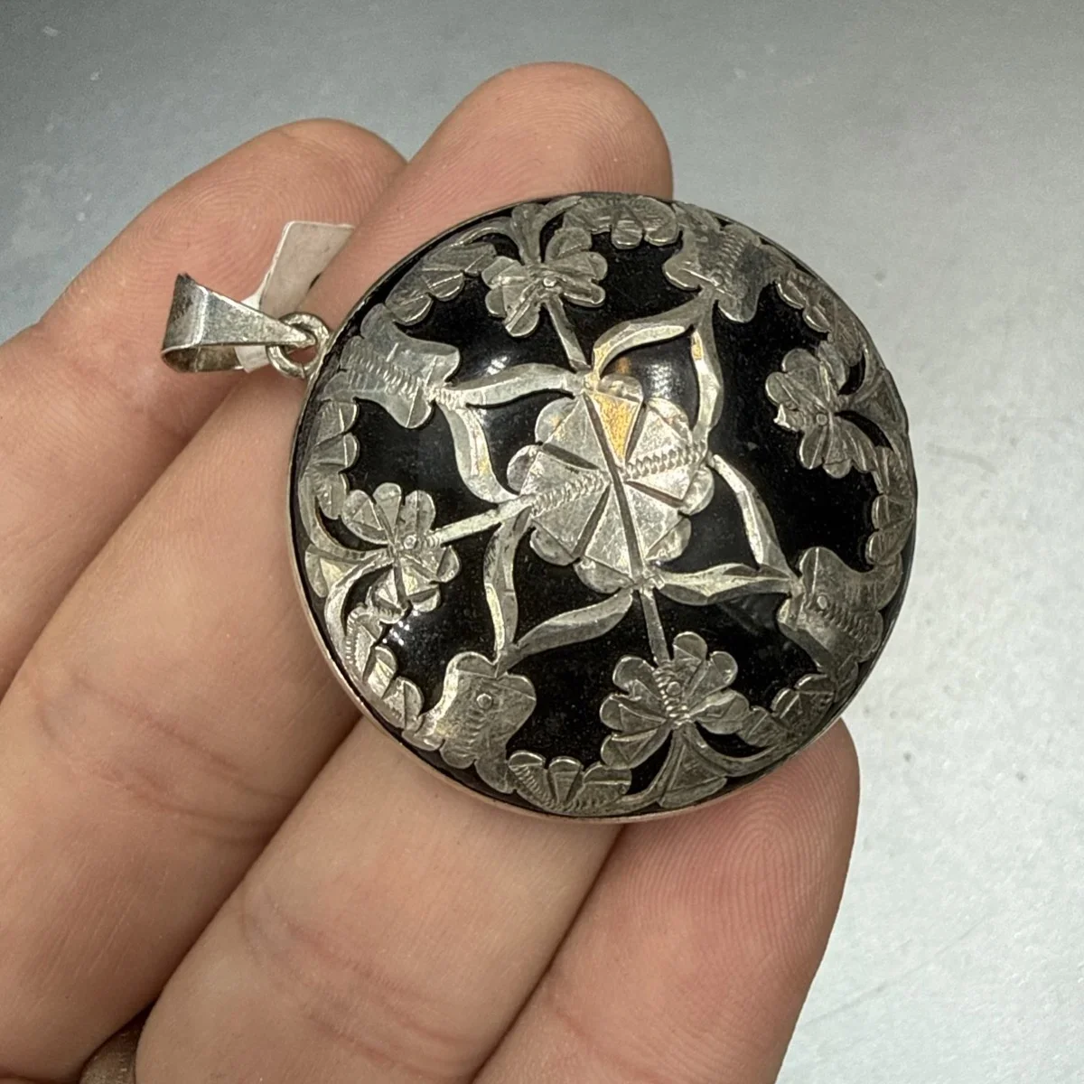Oltu Taşı Kolye Ucu Gümüş Orijinal Kristal Detay Görseli 3