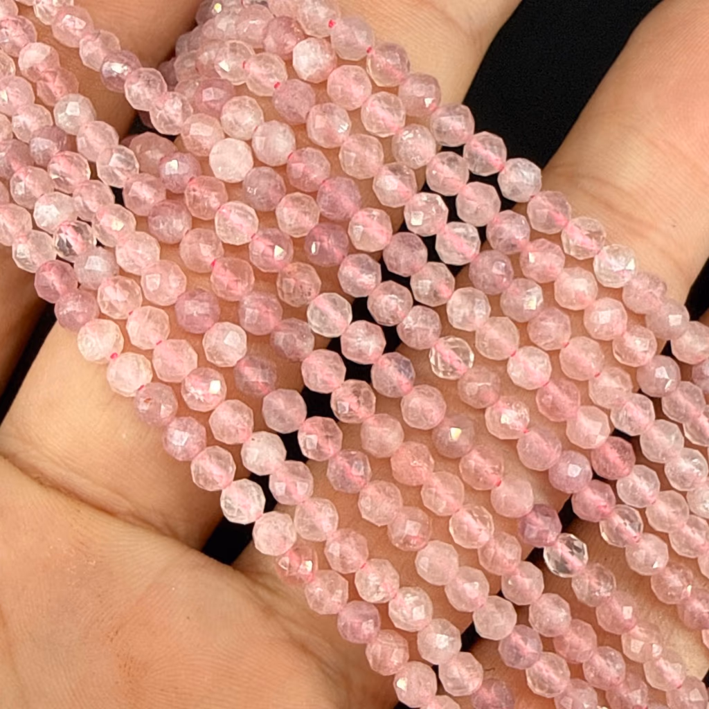 Pembe Kuvars Dizi Faset 3mm İncele ve Satın Al Pembe Kuvars Dizi Faset 3mm - Orijinal Doğal Taş ve Şifa Kristali Görsel 1