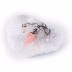 Pembe Kuvars Sarkaç (Pandül) Orijinal Kristal Detay Görseli 3