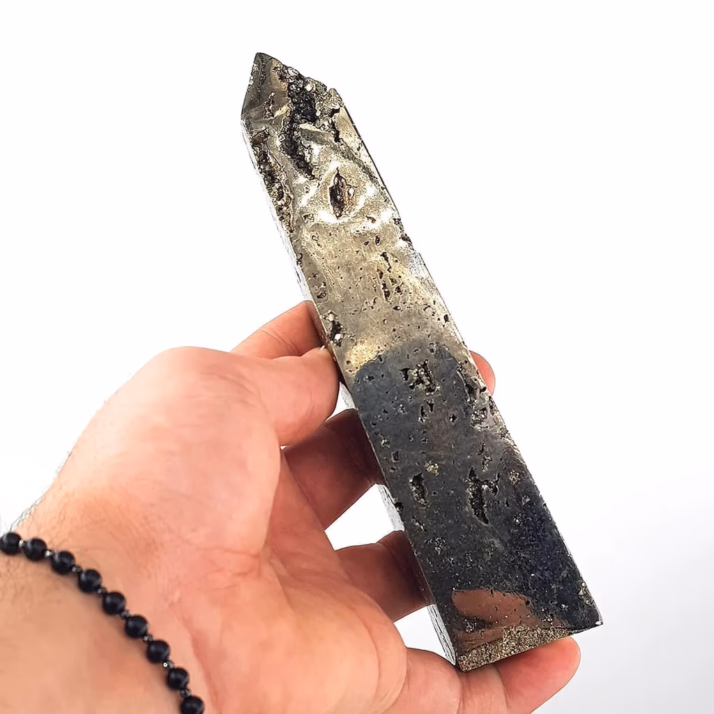 Peru Pirit Obelisk İncele ve Satın Al Peru Pirit Obelisk - Orijinal Doğal Taş ve Şifa Kristali Görsel 1