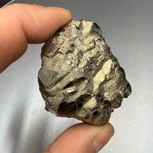 Pirit Peru Ham Taş AAA - Orijinal Şifalı Kristal - Görsel 2
