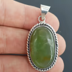 Prehnite Kolye Ucu (Gümüş) Orijinal Kristal Detay Görseli 2