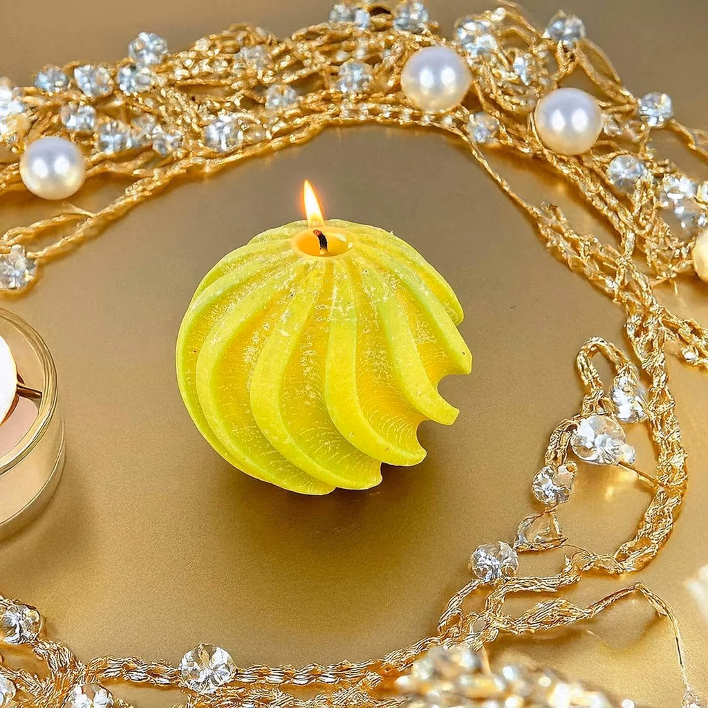Premium Esanslı Kozmik Küre Mum Sarı İncele ve Satın Al Premium Esanslı Kozmik Küre Mum Sarı - Orijinal Doğal Taş ve Şifa Kristali Görsel 1