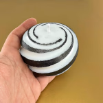Premium Esanslı Kozmik Spiral Mum Orijinal Kristal Detay Görseli 2