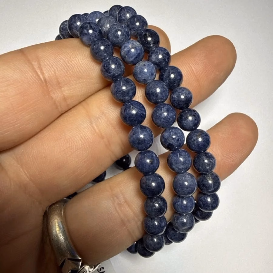 Safir Bileklik 6 mm İncele ve Satın Al Safir Bileklik 6 mm - Orijinal Doğal Taş ve Şifa Kristali Görsel 1