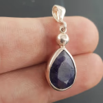 Safir Kolye Ucu (Gümüş) Orijinal Kristal Detay Görseli 2