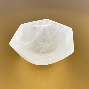 Selenit Kase Altıgen 9 cm - Orijinal Şifalı Kristal - Görsel 1