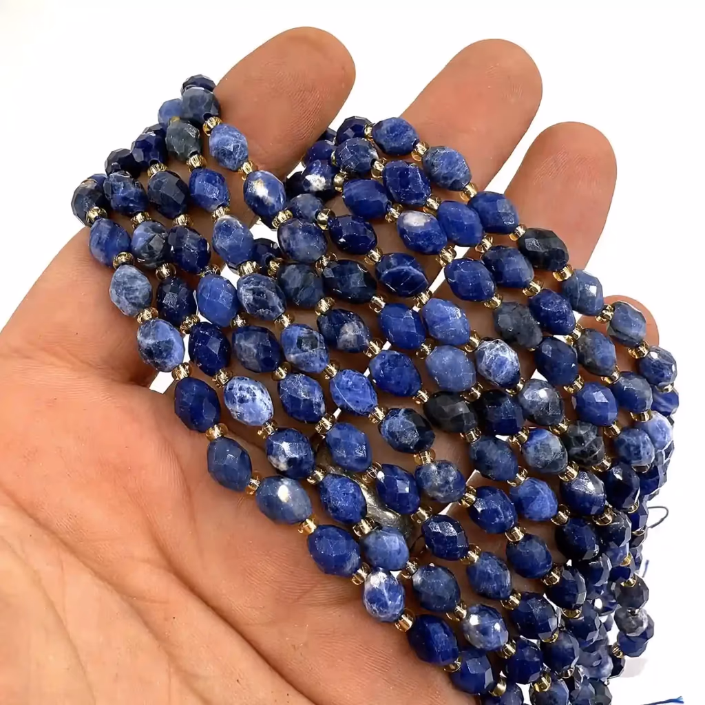 Sodalit Dizi Faset 6x8mm İncele ve Satın Al Sodalit Dizi Faset 6x8mm - Orijinal Doğal Taş ve Şifa Kristali Görsel 1