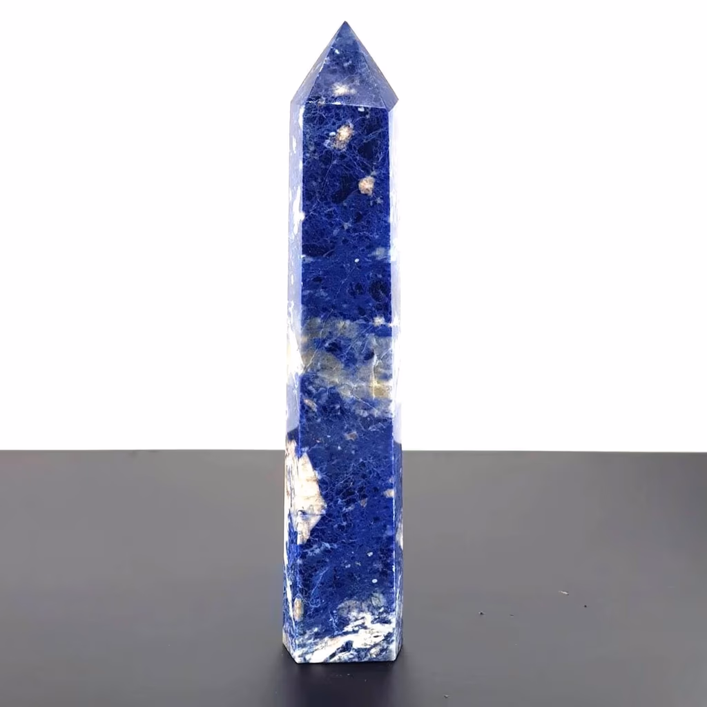Sodalit Obelisk İncele ve Satın Al Sodalit Obelisk - Orijinal Doğal Taş ve Şifa Kristali Görsel 1