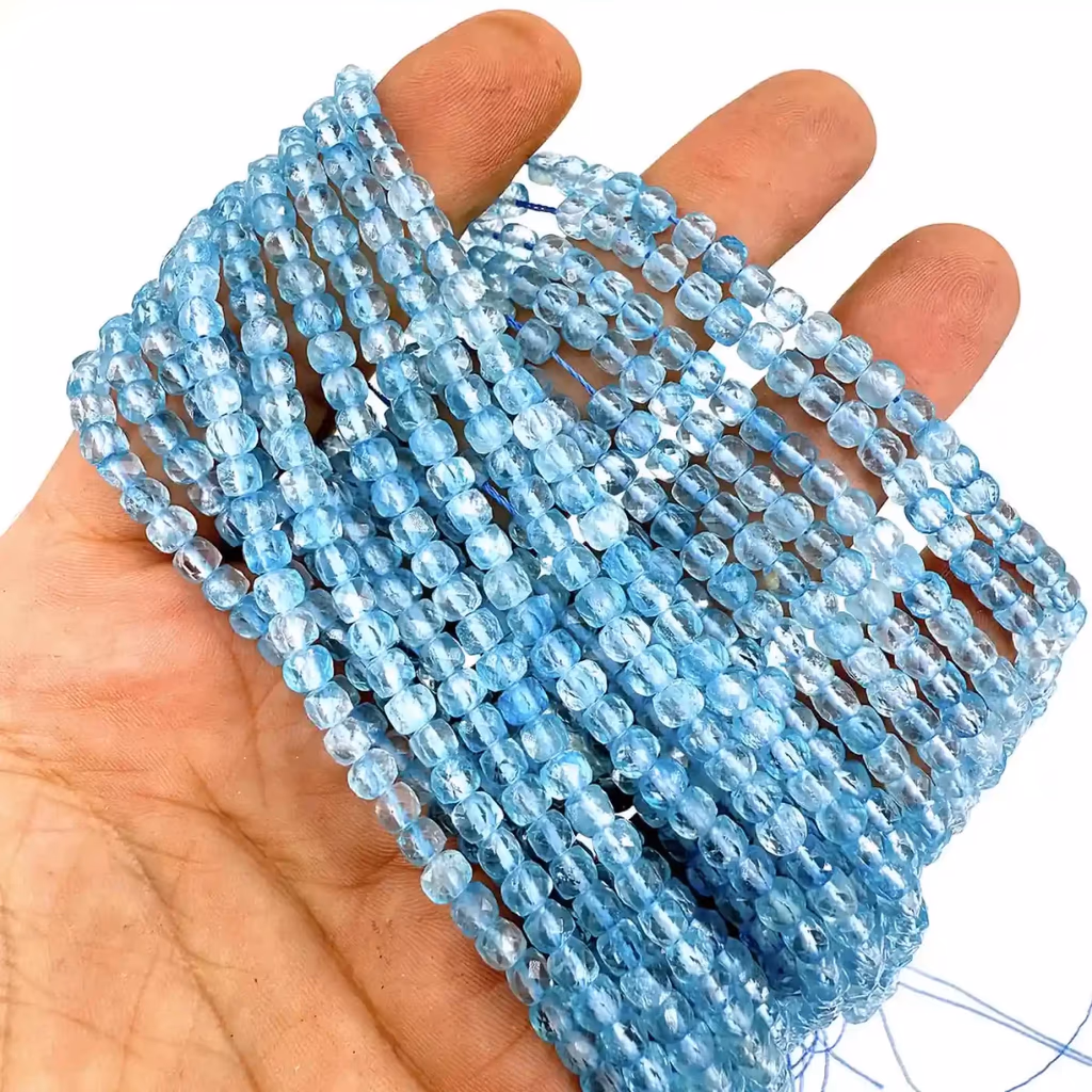 Topaz Küp Dizi 4 mm İncele ve Satın Al Topaz Küp Dizi 4 mm - Orijinal Doğal Taş ve Şifa Kristali Görsel 1