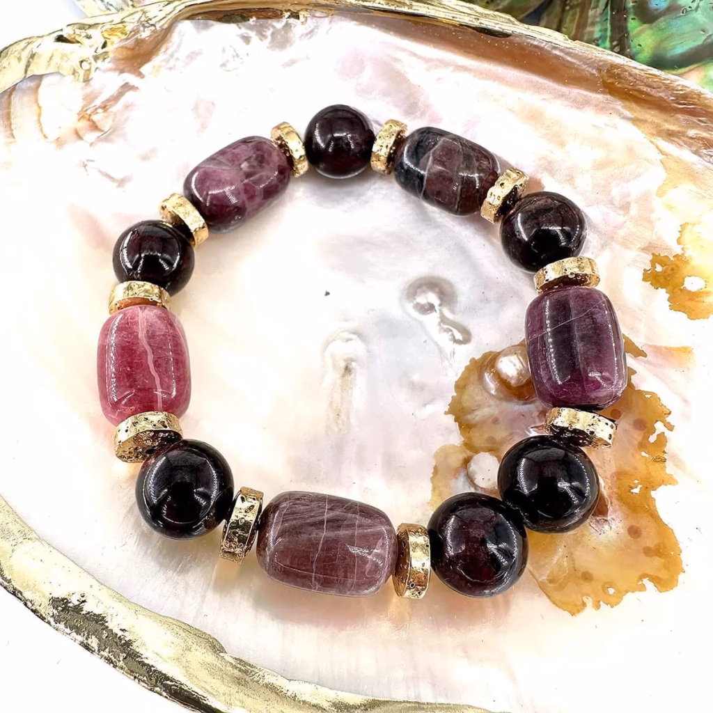Turmalin Garnet Psişik Koruma Bileklik 10mm AAA+ İncele ve Satın Al Turmalin Garnet Psişik Koruma Bileklik 10mm AAA+ - Orijinal Doğal Taş ve Şifa Kristali Görsel 1