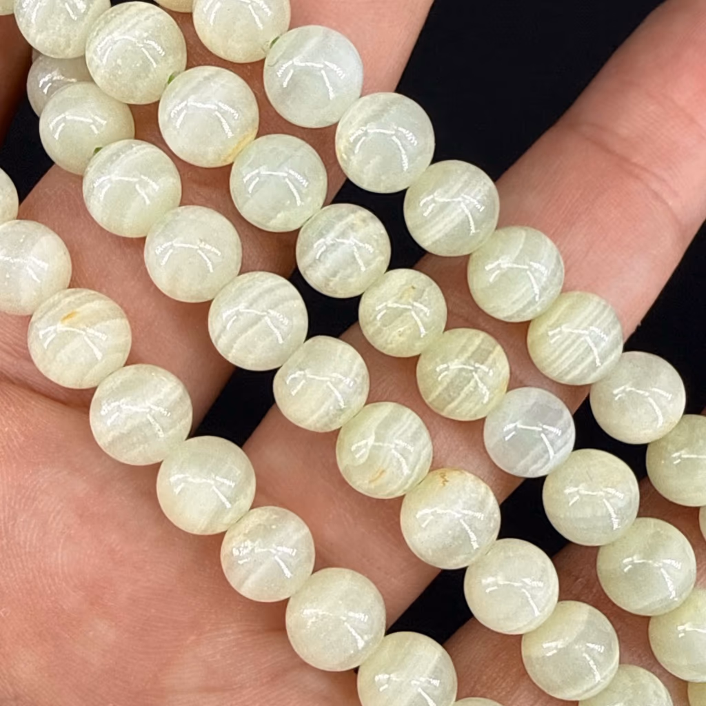Yeşil Kalsit Dizi 8mm İncele ve Satın Al Yeşil Kalsit Dizi 8mm - Orijinal Doğal Taş ve Şifa Kristali Görsel 1