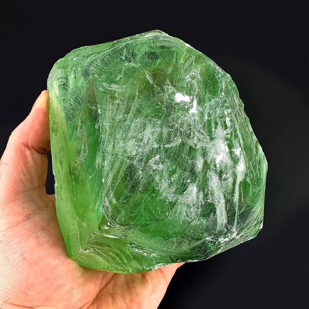 Yeşil Obsidyen İncele ve Satın Al Yeşil Obsidyen - Orijinal Doğal Taş ve Şifa Kristali Görsel 1
